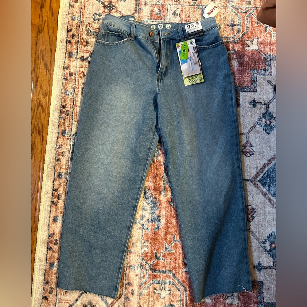 straight jeans